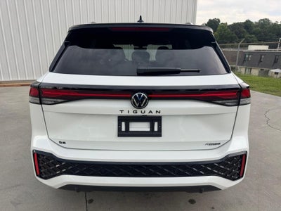 2026 Volkswagen Tiguan SE R-Line Black