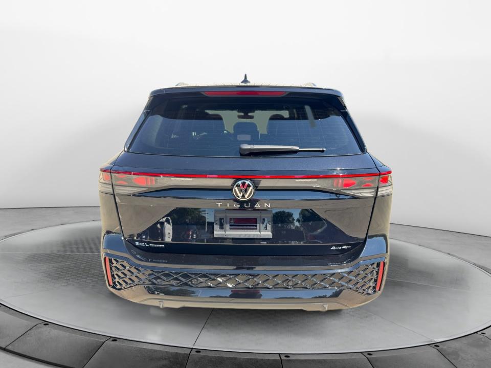 2026 Volkswagen Tiguan SEL R-Line Turbo
