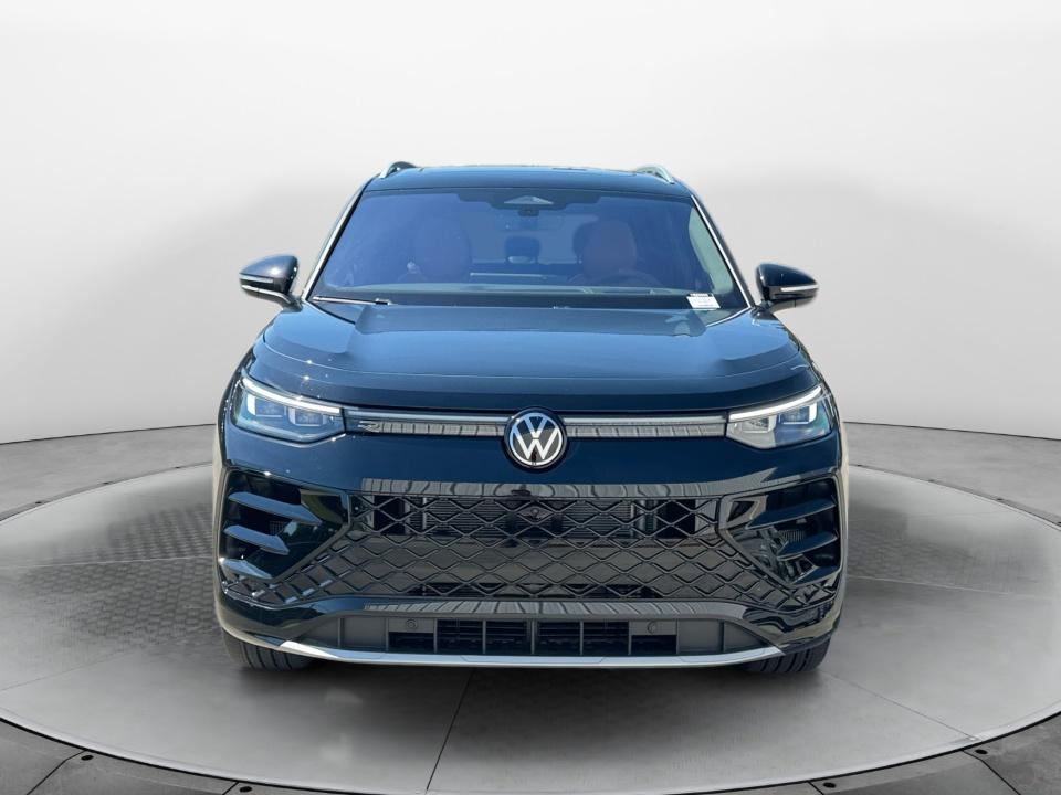2026 Volkswagen Tiguan SEL R-Line Turbo