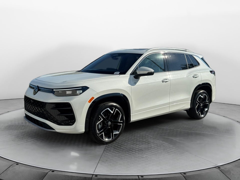 2026 Volkswagen Tiguan SEL R-Line Turbo