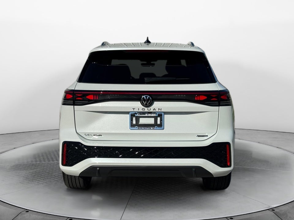 2026 Volkswagen Tiguan SEL R-Line Turbo