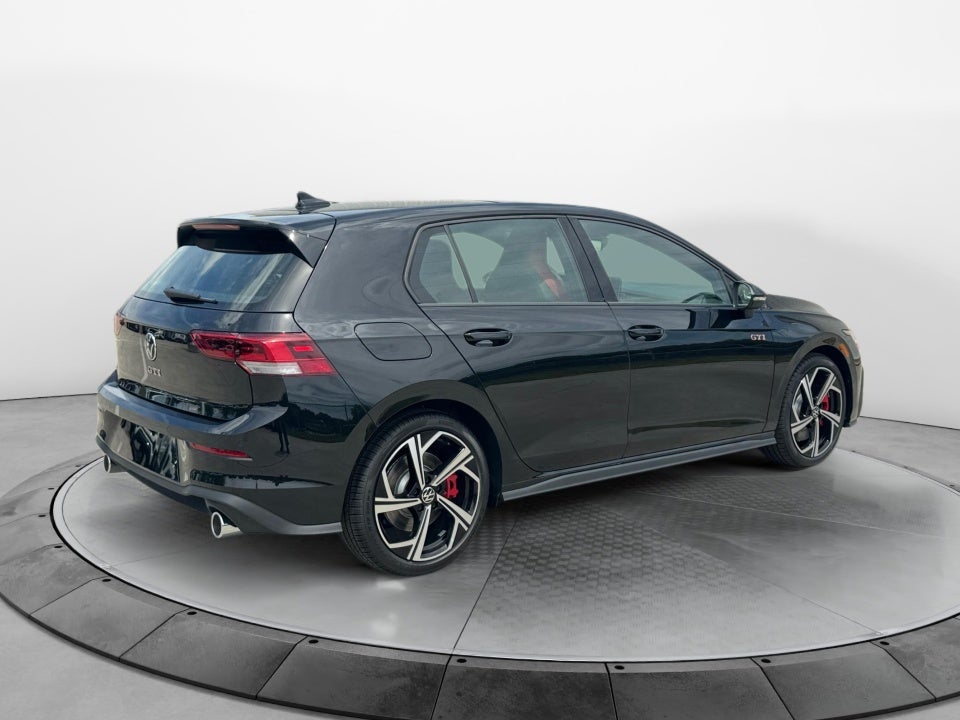 2026 Volkswagen Golf GTI SE