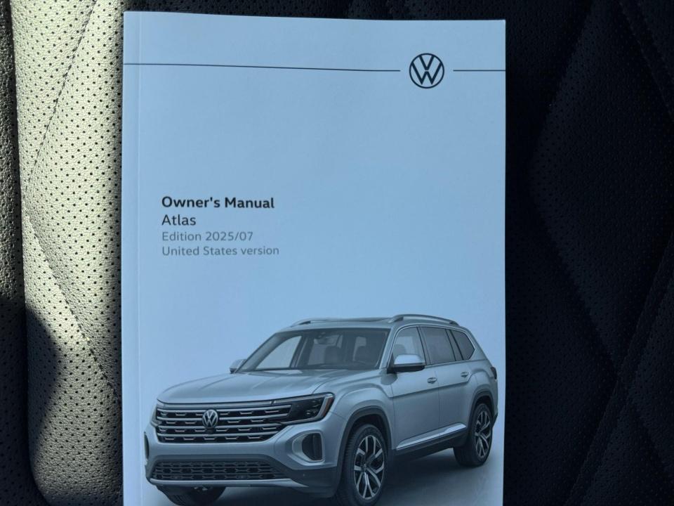 2026 Volkswagen Atlas 2.0T SE w/Technology