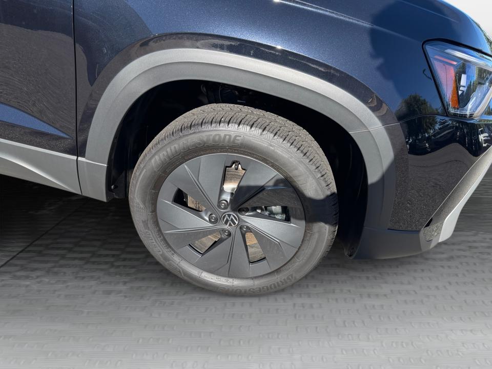 2026 Volkswagen Taos S