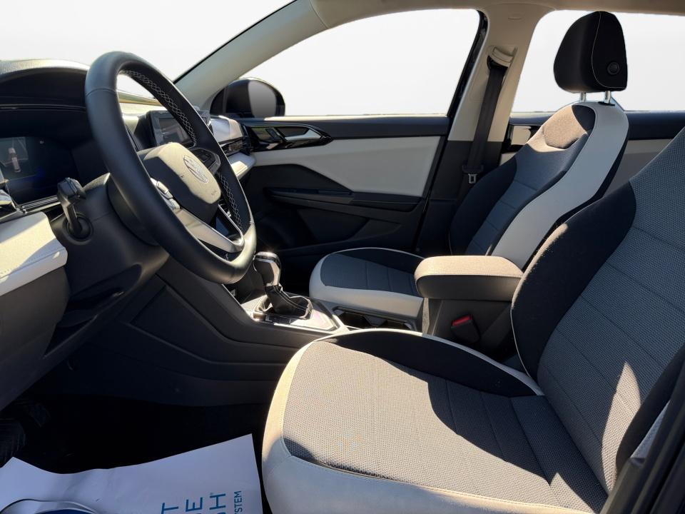 2026 Volkswagen Taos S