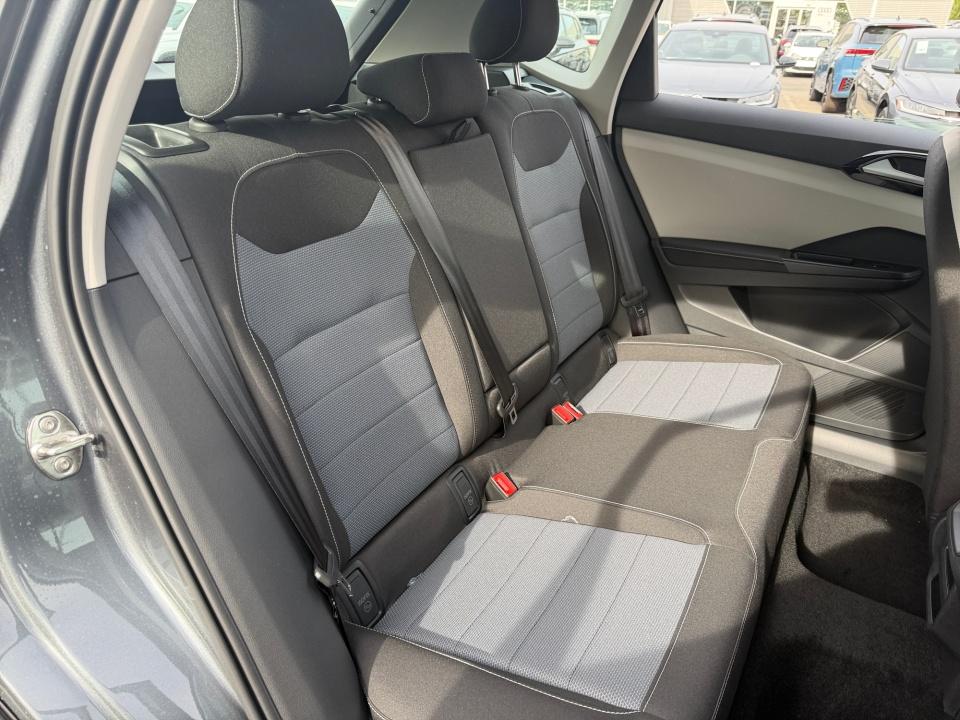 2027 Volkswagen Taos S