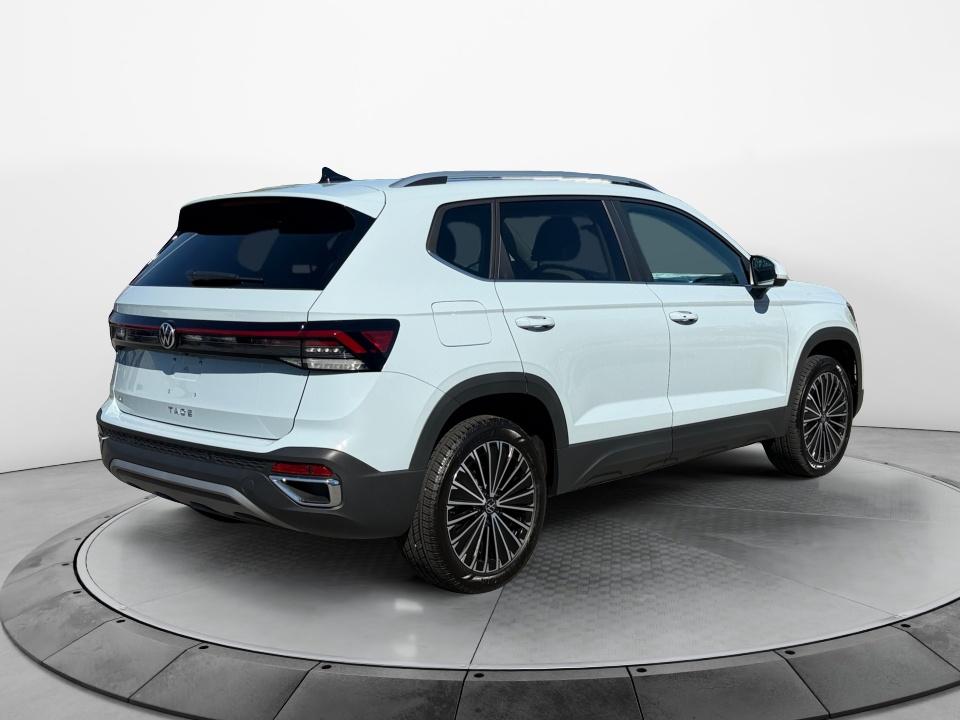 2027 Volkswagen Taos SE