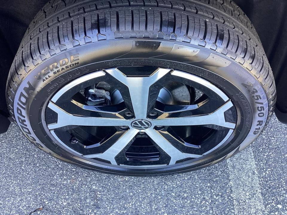 2026 Volkswagen Tiguan SE