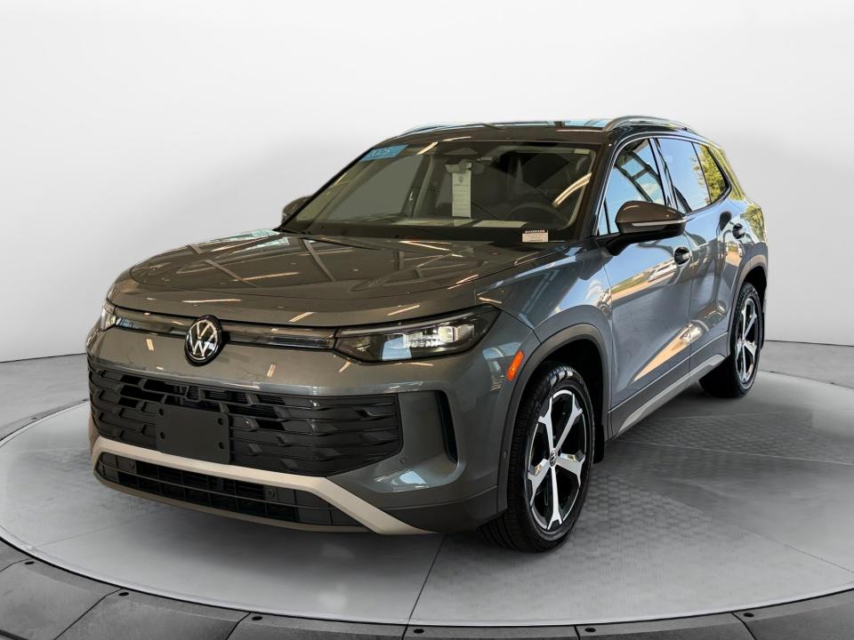 2025 Volkswagen Tiguan SE
