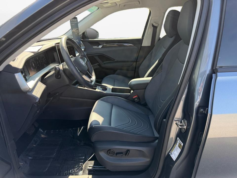 2025 Volkswagen Tiguan SE