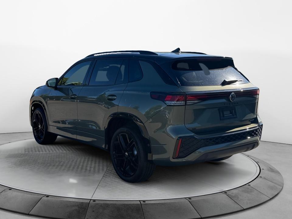 2026 Volkswagen Tiguan SE R-Line Black