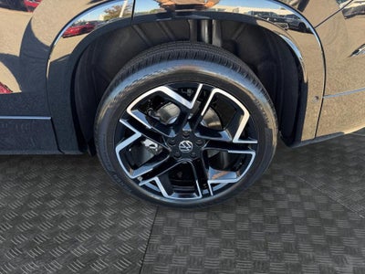 2026 Volkswagen Tiguan SEL R-Line Turbo
