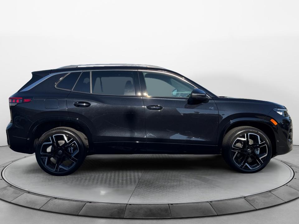 2026 Volkswagen Tiguan SEL R-Line Turbo