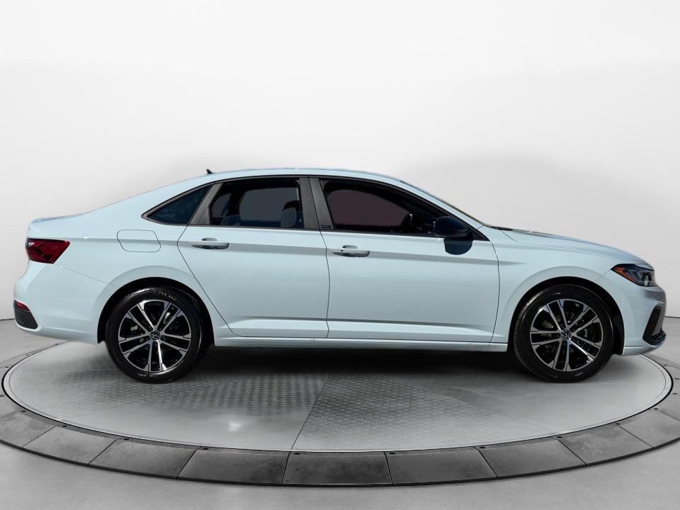 2027 Volkswagen Jetta Sport