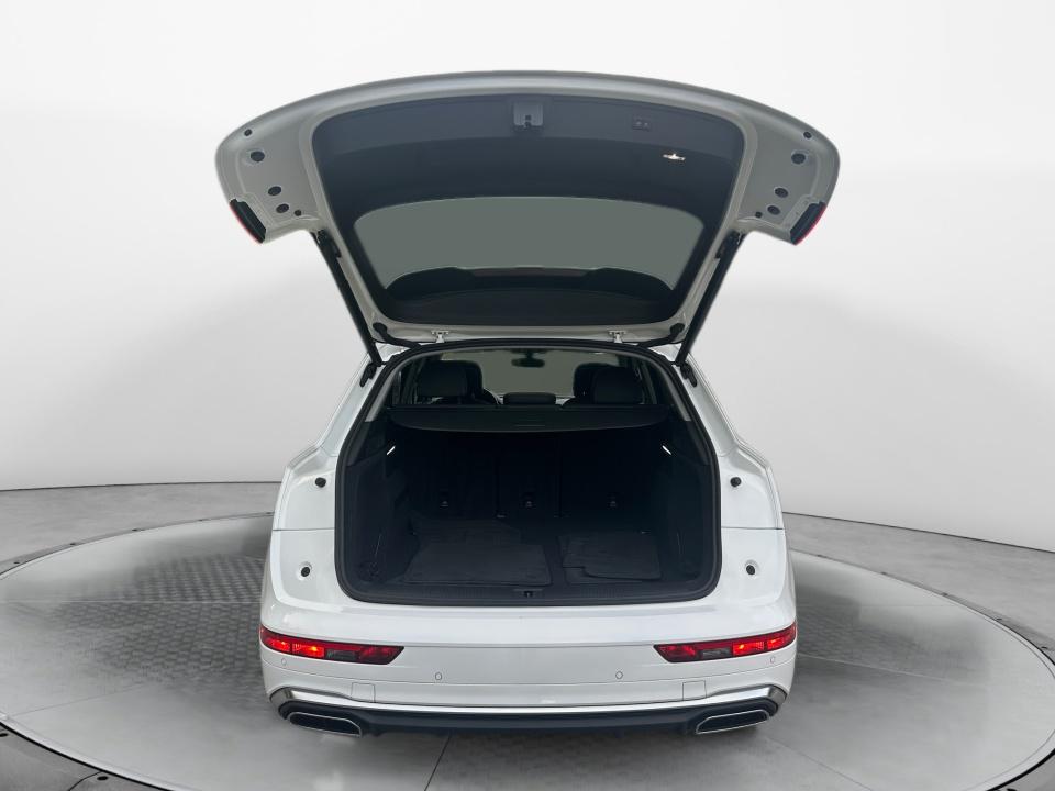 2023 Audi Q5 S line Premium Plus
