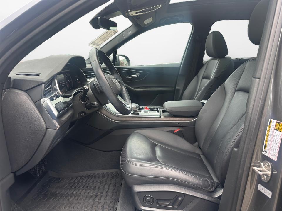 2022 Audi Q7 Premium Plus