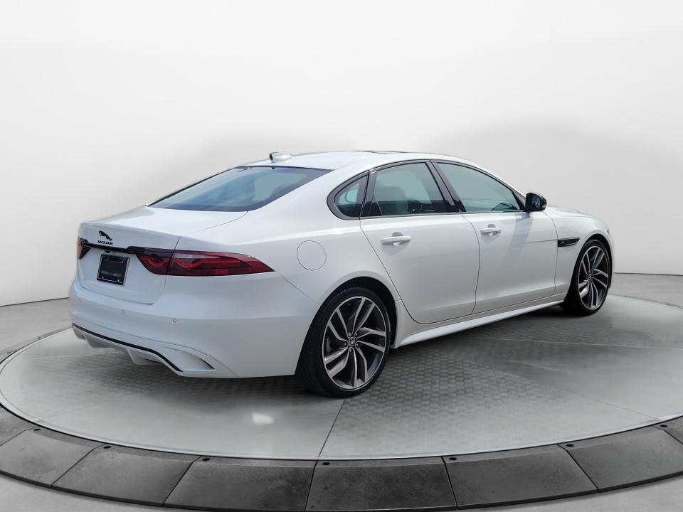 2024 Jaguar XF R-Dynamic SE