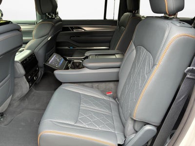 2023 Jeep Grand Wagoneer L Series III