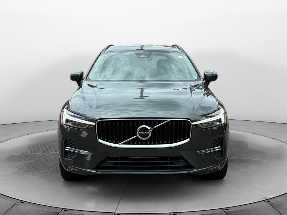 2022 Volvo XC60 Momentum