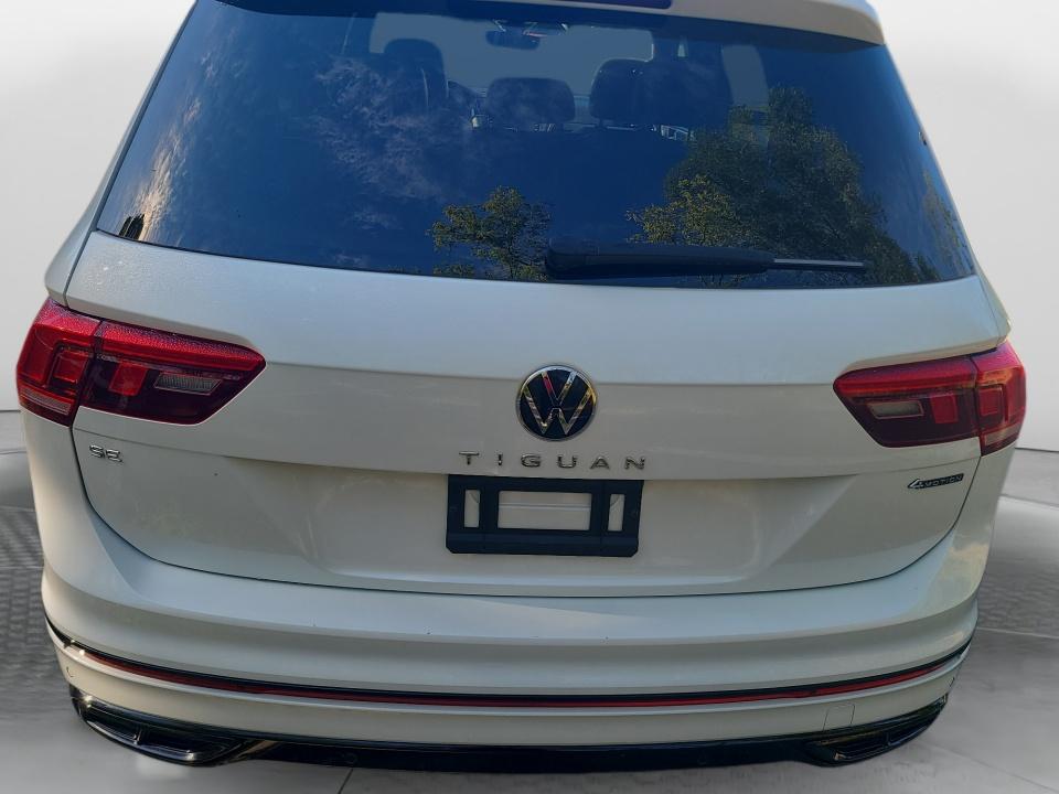 2024 Volkswagen Tiguan SE R-Line Black