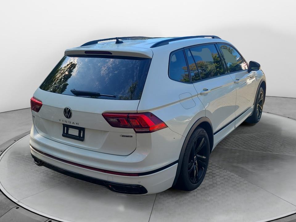 2024 Volkswagen Tiguan SE R-Line Black