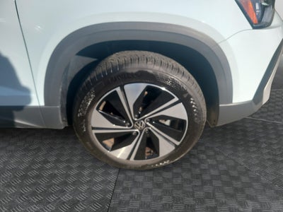 2025 Volkswagen Taos SE