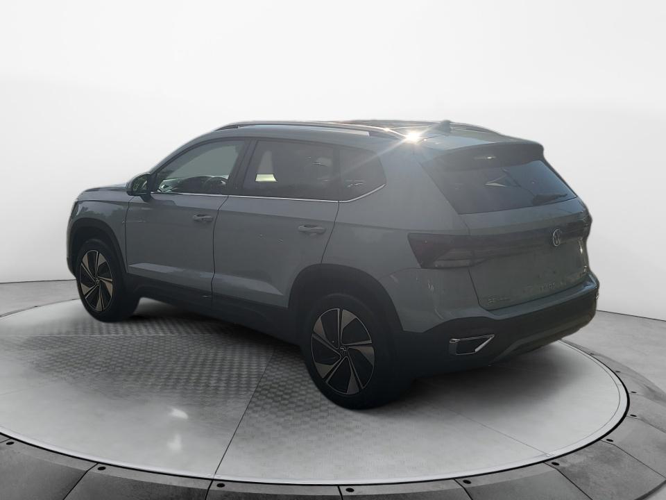 2025 Volkswagen Taos SE
