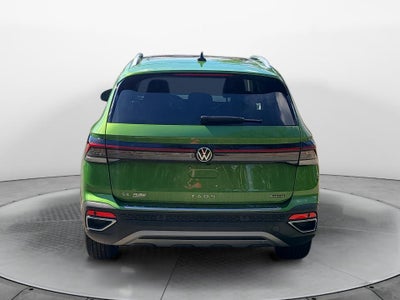 2025 Volkswagen Taos SE