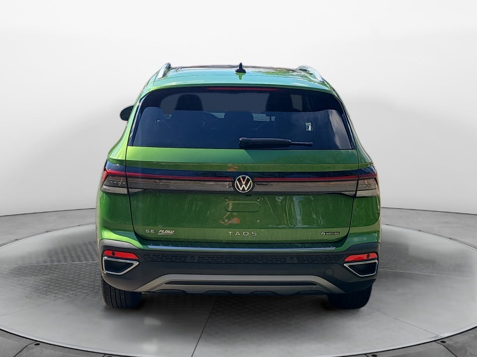 2025 Volkswagen Taos SE