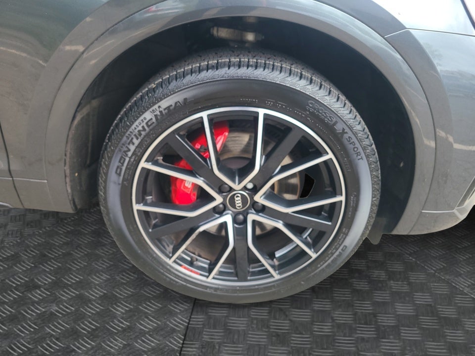 2023 Audi SQ5 Premium Plus